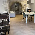 Ad - Sorella Luna Boutique * Assisi