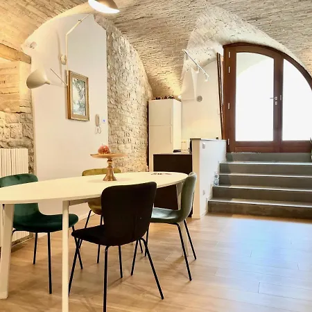 Ad - Sorella Luna Boutique Apartment