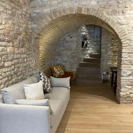 Ad - Sorella Luna Boutique Assisi